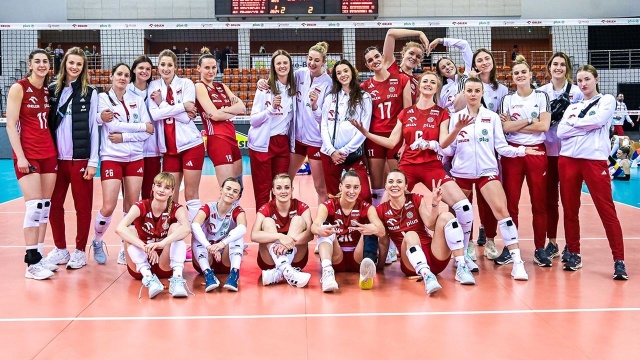 Polskie siatkarki rozpoczynają występy w Lidze Narodów. W swoim premierowym meczu turnieju w tureckiej Antalyi Biało-Czerwone zagrają w reprezentacją Włoch.