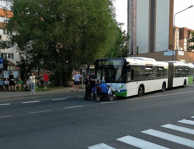 Blokada autobusu, fot. pani Paulina 22.06.2018