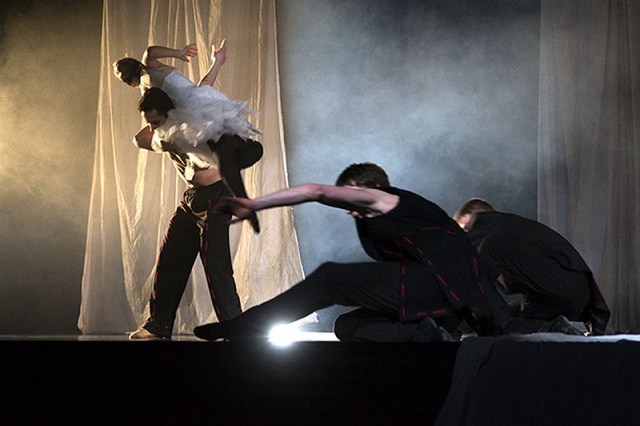 75 Plener Migawki - fot. Jadwiga Konkol (6) [20.03.2015] 75. Plener Migawki - Balet Opery na Zamku, spektakl "Ogniwa"