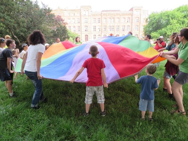 Pożyteczni - fot.[Przemysław Landowski] [26.05.2014] "nieWielki Festiwal Wolontariatu"