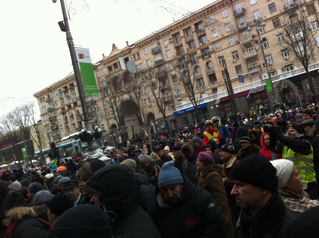 Jest nas wielu - manifestacje w Kijowie 11.12.2013 [fot.Julia Sydorowa] Relacja fotograficzna Julii Sydorovej