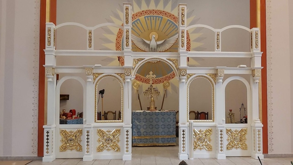 Ikonostas w Cerkwii Grecko-katolickiej przy ukicy Mickiewica w całej krasie (fot. Małgorzata Frymus)