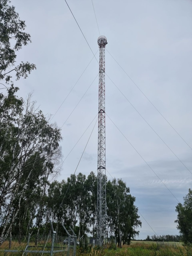 Wieża dostrzegalnia przeciwpożarowa w Radowie Co słychać w lesie 7.12.2022