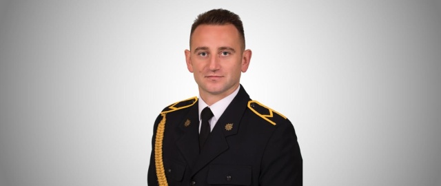 Oficer Prasowy Komendanta Powiatowego PSP w Goleniowie mł. asp. Dariusz Schacht. Fot. www.gov.pl 