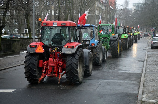 Minister w Szczecinie, rolnicy i tak wyjadą na ulice