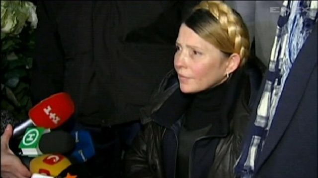 Tymoszenko w Kijowie: Jesteście bohaterami. Majdan nie może się jeszcze rozwiązać [WIDEO]