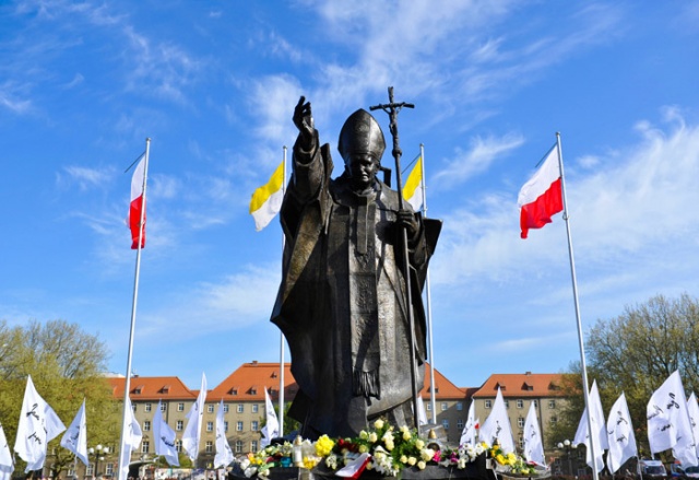 Szczecin oczekuje na kanonizację Jana Pawła II [PROGRAM]