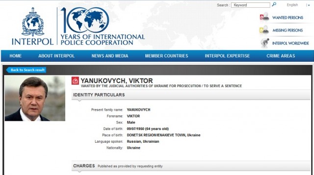 Interpol wydał międzynarodowy list gończy za Wiktorem Janukowyczem