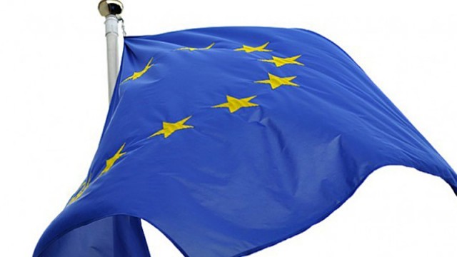 Kraje Unii Europejskiej powinny wesprzeć militarnie Ukrainę