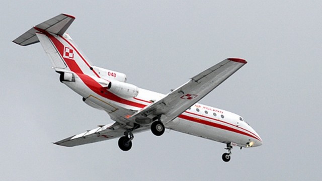 Śledztwo w sprawie lądowania Jaka-40 umorzone