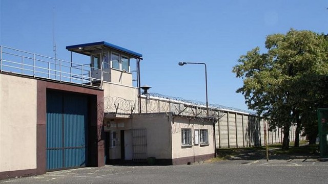 Dziesięciu więźniów w szpitalach. W zakładzie trwa kontrola