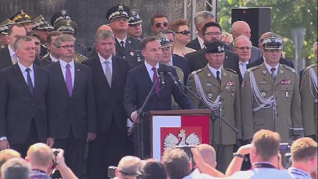 Prezydent dziękuje żołnierzom: Jesteśmy z was dumni [WIDEO, ZDJĘCIA]