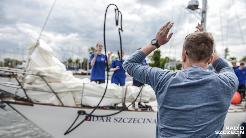 "Dar Szczecina" i "Zryw" w drodze na regaty Baltic Tall Ships Regatta 2015. Fot. Jarosław Gaszyński [Radio Szczecin]