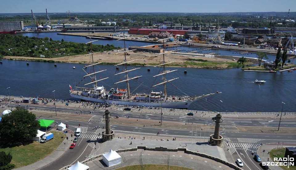 Od piątku finał Baltic Tall Ships Regata, "małe tolszipy", w centrum Szczecina obejrzymy w sumie ponad 50 jachtów i żaglowców. Fot. Łukasz Szełemej [Radio Szczecin]