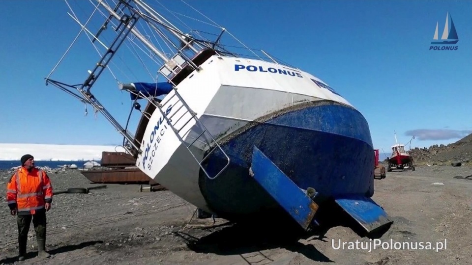Jacht Polonus miał dopłynąć na wyspę Króla Jerzego na Antarktydzie. Wtedy doszło do wypadku. Fot. www.youtube.com / www.UratujPolonusa.pl