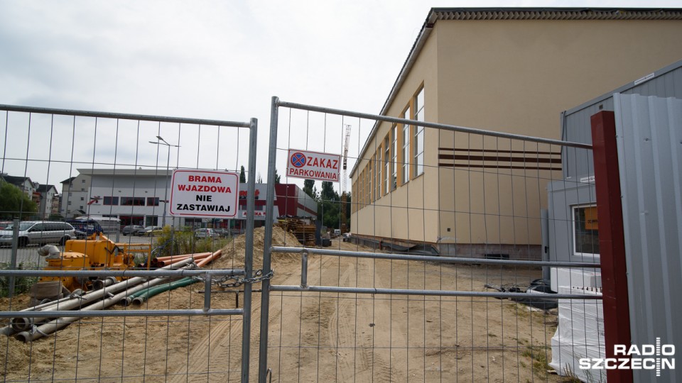 Plac budowy przy SP 59 na prawobrzeżu Szczecina. Fot. Konrad Nowak [Radio Szczecin]