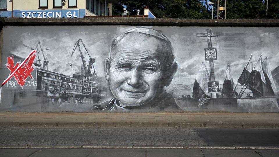 Mural przedstawiający historię Solidarności przy ulicy Kolumba w Szczecinie. Fot. Łukasz Szełemej [Radio Szczecin]