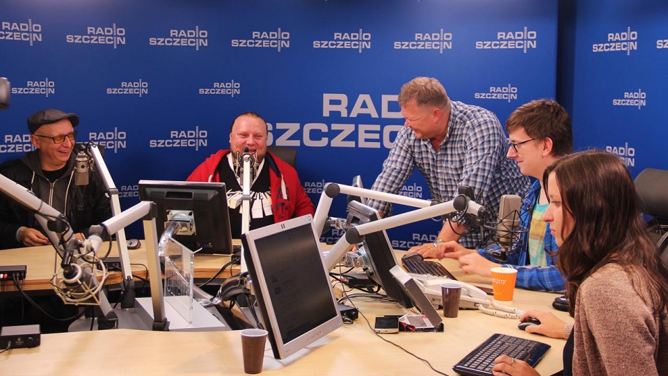 Duet Jazzowski z prowadzącymi audycję "Radio Szczecin w Pracy". Fot. Maciej Myszkowiak [Radio Szczecin]