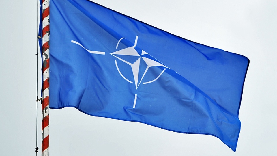 Srebrny Medal za Chwalebną Służbę NATO przyznaje Sekretarz Generalny sojuszu. Fot. Łukasz Szełemej [Radio Szczecin/Archiwum]