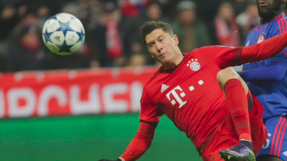 Robert Lewandowski nie zdobędzie Złotej Piłki FIFA dla najlepszego piłkarza świata. Fot. Foto Olimpik/x-news