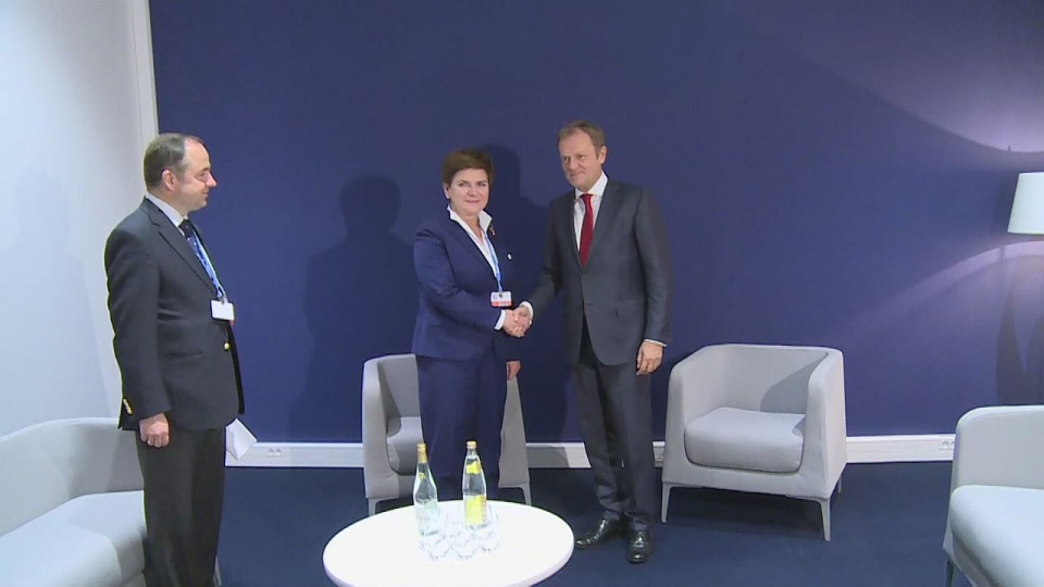 Polska premier Beata Szydło spotkała się z przewodniczącym Rady Europejskiej Donaldem Tuskiem przy okazji szczytu klimatycznego w Paryżu. Fot. TVN24/x-news