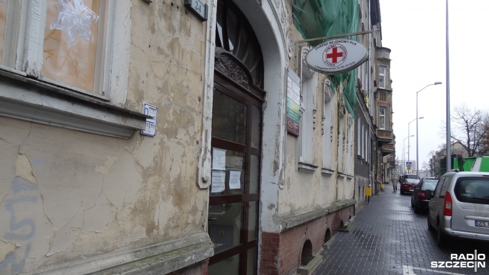 Punkt Polskiego Czerwonego Krzyża przy ulicy Limanowskiego. Fot. Elżbieta Bielecka [Radio Szczecin]
