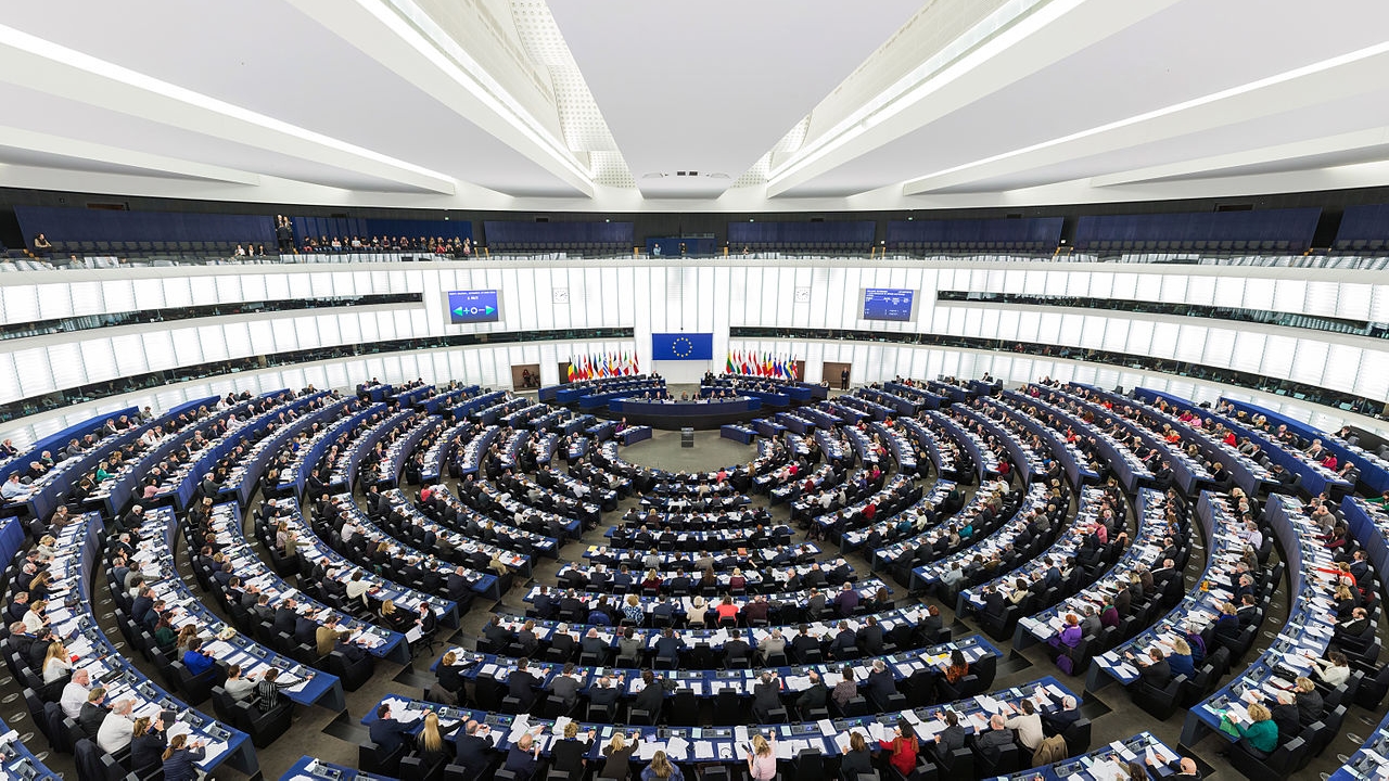 Kto wiceszefem europarlamentu Jest dwóch kandydatów