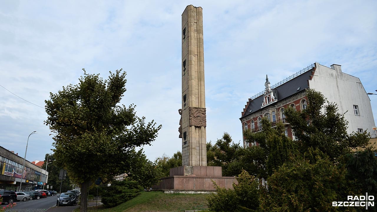 Fragment pomnika z pl. Żołnierza może trafić na Cmentarz Centralny
