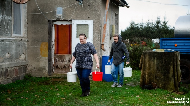 Fot. Konrad Nowak [Radio Szczecin] Od dziewięciu lat bez bieżącej wody [ZDJĘCIA]