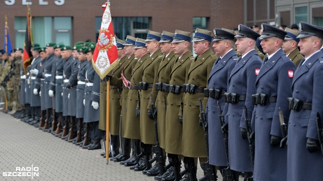 Prezydenci Polski i Niemiec wizytują siedzibę korpusu NATO w Szczecinie. Fot. Łukasz Szełemej [Radio Szczecin] Prezydenci Polski i Niemiec wizytują siedzibę korpusu NATO w Szczecinie [ZDJĘCIA]