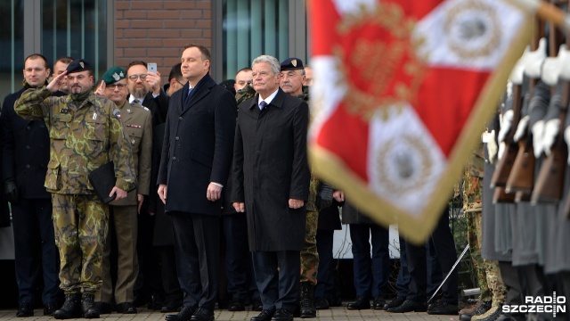 Prezydenci Polski i Niemiec wizytują siedzibę korpusu NATO w Szczecinie. Fot. Łukasz Szełemej [Radio Szczecin] Prezydenci Polski i Niemiec wizytują siedzibę korpusu NATO w Szczecinie [ZDJĘCIA]