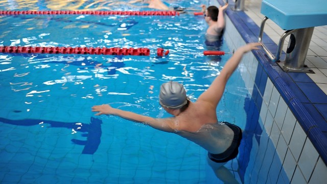 Pływacy z regionu na zawodach w Szczecinie