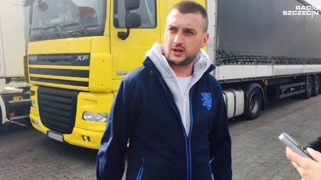 Kierowcy: Imigranci zakradają się do polskich ciężarówek. Poseł ze Szczecina chce interwencji premier