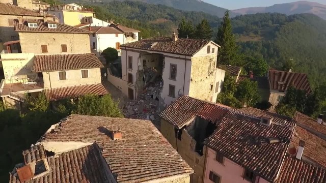Silne trzęsienie ziemi we Włoszech. Będzie śledztwo [WIDEO]