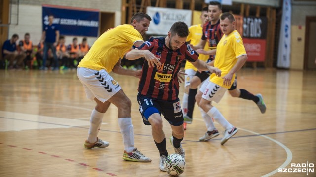 Futsalowa Pogoń strzela dziewięć goli i wygrywa [SKRÓT MECZU, ZDJĘCIA]