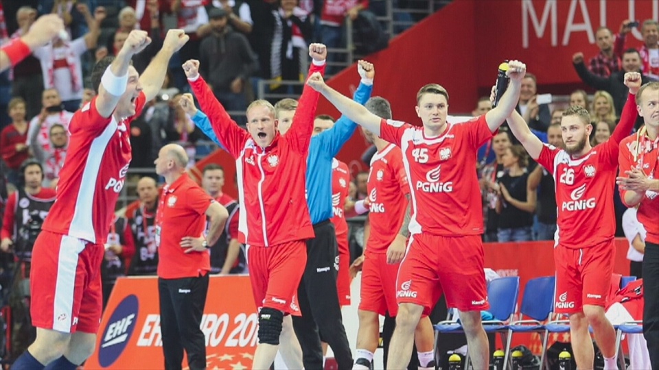 Polscy piłkarze ręczni wygrali z Serbią 29:28 w Mistrzostwach Europy odbywających się w Polsce. Fot. /Foto Olimpik/x-news