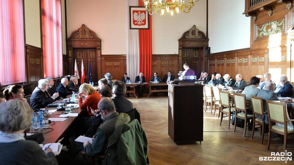 W środę w Szczecinie odbyło się posiedzenie Wojewódzkiej Rady Dialogu Społecznego. Fot. Łukasz Szełemej [Radio Szczecin]