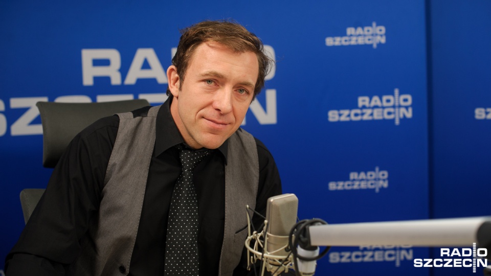 Marek Kolbowicz w studiu Radia Szczecin. Fot. Konrad Nowak [Radio Szczecin]