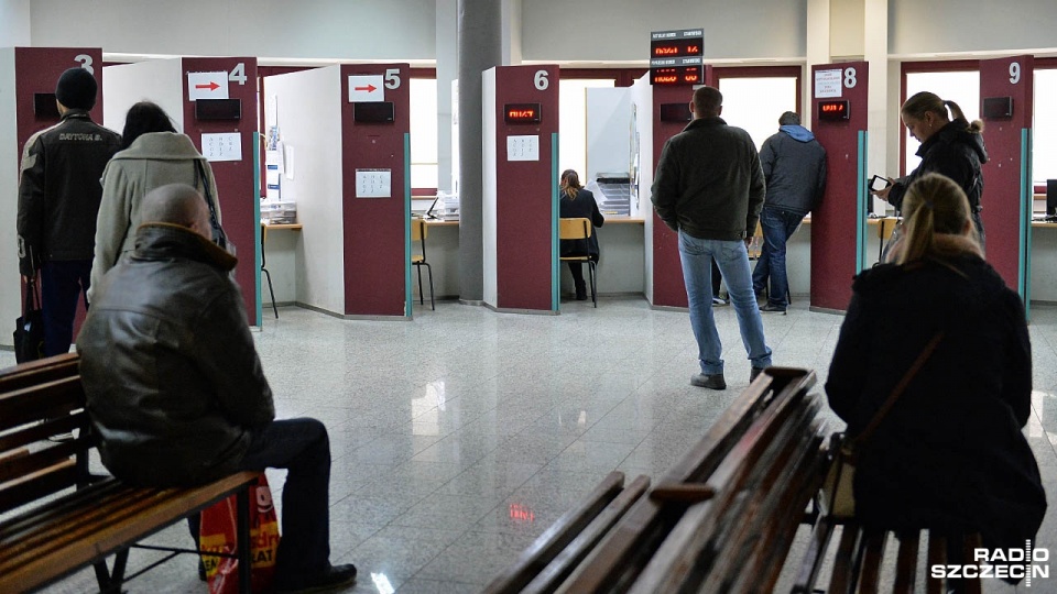 Spadło bezrobocie w Zachodniopomorskiem. W lutym bez pracy było 13,9 proc. osób - wynika z najnowszego raportu Głównego Urzędu Statystycznego. Fot. Łukasz Szełemej [Radio Szczecin]