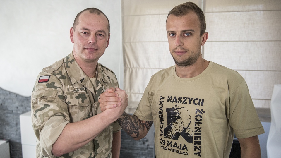 Kapitan Andrzej Pindor i Kamil Grosicki. Fot. Tomasz Chaciński [Radio Szczecin]