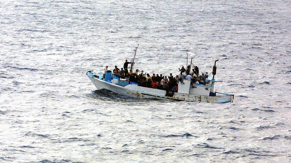 Uchodźcy łodziami próbują dostać się do Europy. Fot. www.wikipedia.org