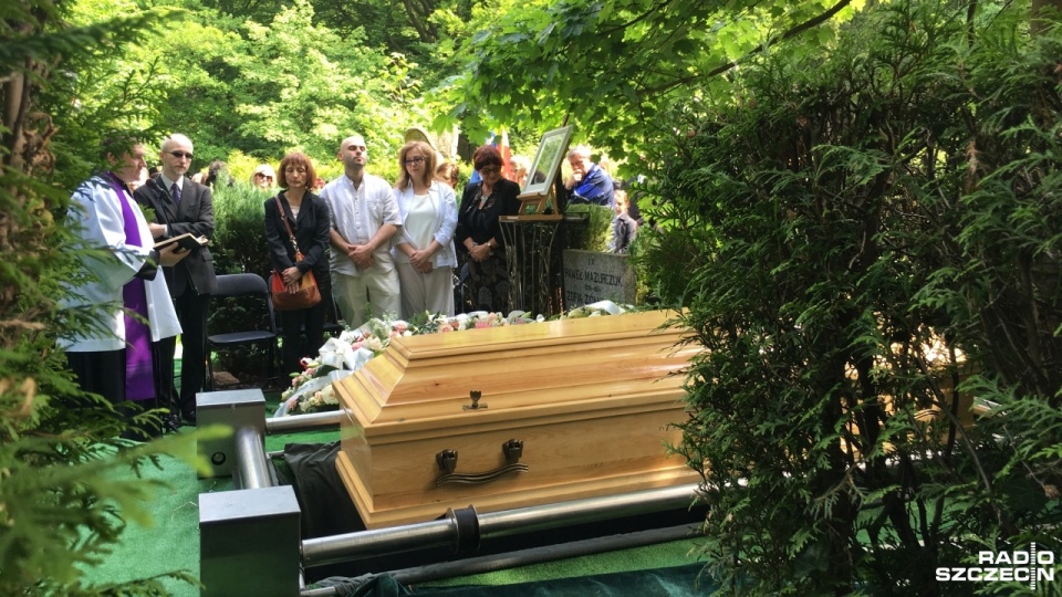 Pogrzeb szczecińskiej poetki Heleny Raszki odbył się w sobotę na Cmentarzu Centralnym. Fot. Małgorzata Frymus [Radio Szczecin]