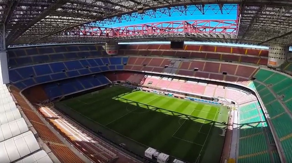 Stadion San Siro w Mediolanie. Fot. youtube.com