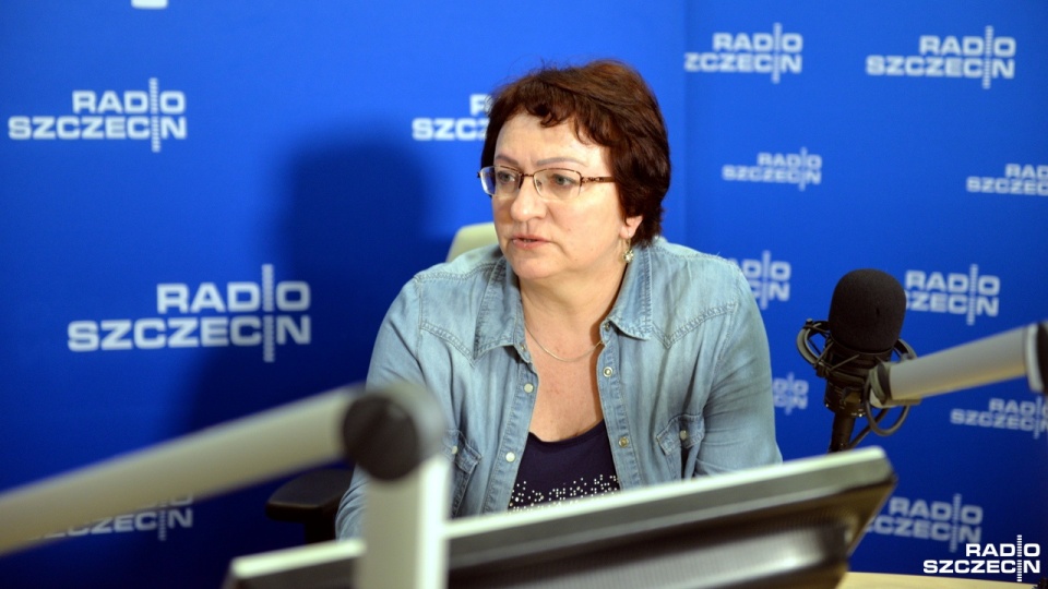 Małgorzata Szymankiewicz w studiu Radia Szczecin. Fot. Piotr Rakowski [Radio Szczecin]