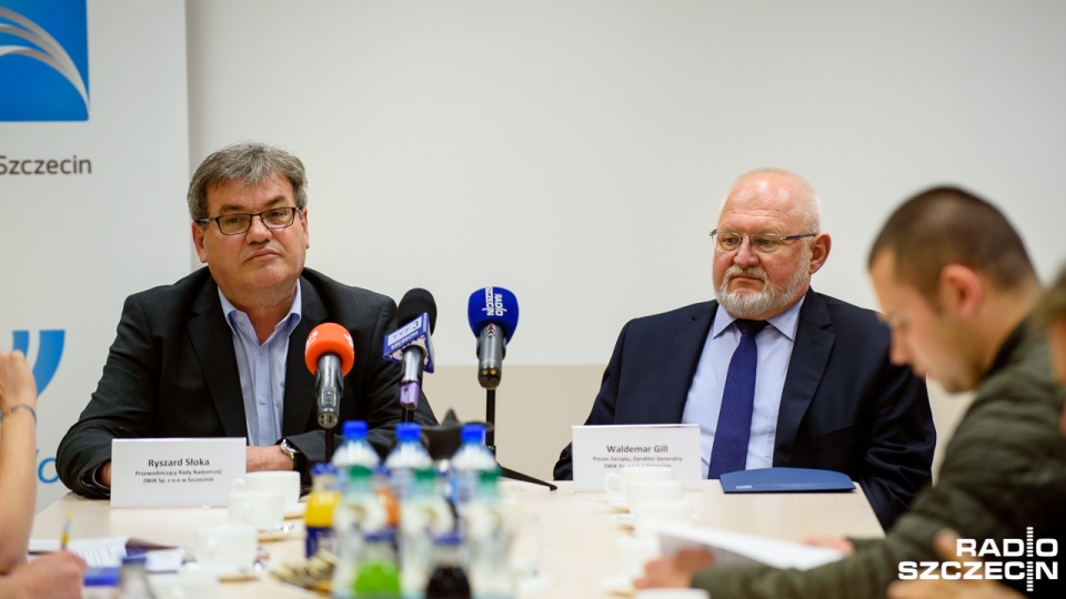 Ryszard Słoka i Waldemar Gill podczas konferencji prasowej. Fot. Konrad Nowak [Radio Szczecin]