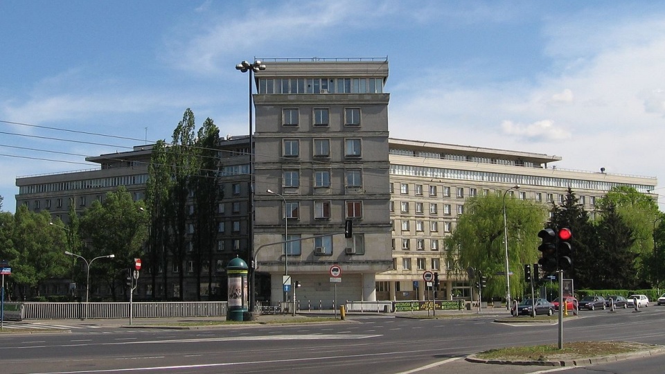 Budynek Głównego Urzędu Statystycznego w Warszawie. Fot. www.wikipedia.org / masti