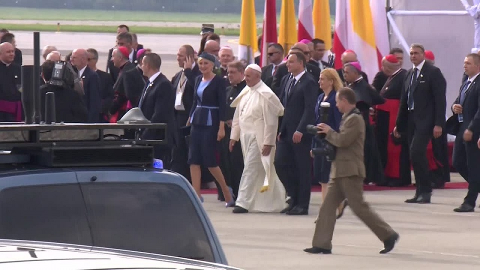 Papież Franciszek na lotnisku Balice w Krakowie. Fot. TVN24/x-news