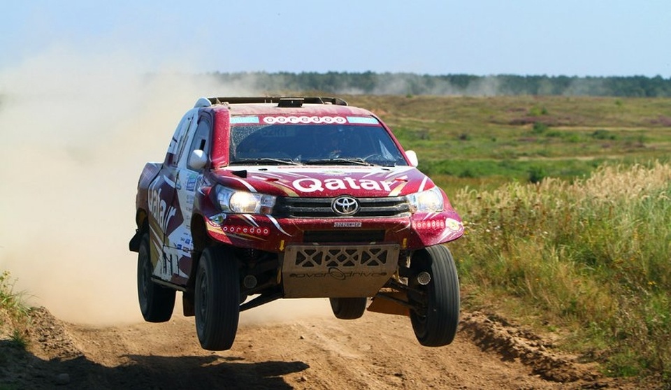 Nasser Al-Attiyah (Toyota Hilux Overdrive) wygrał Columna Medica Baja Poland. Fot. www.bajapoland.eu