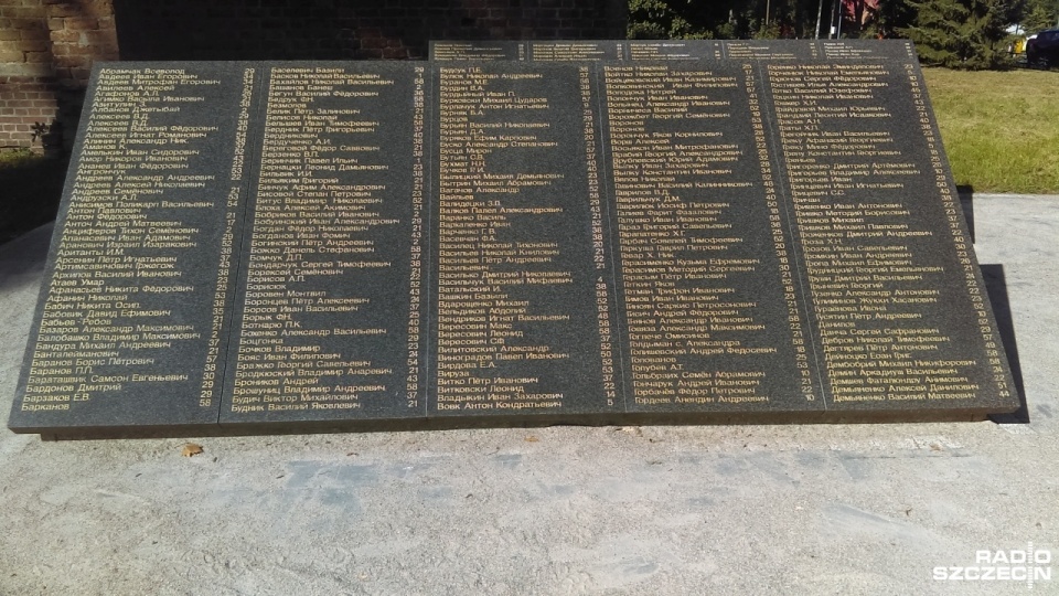 Cmentarz Żołnierzy Radzieckich w Chojnie. Fot. Alicja Szymańska [Radio Szczecin]