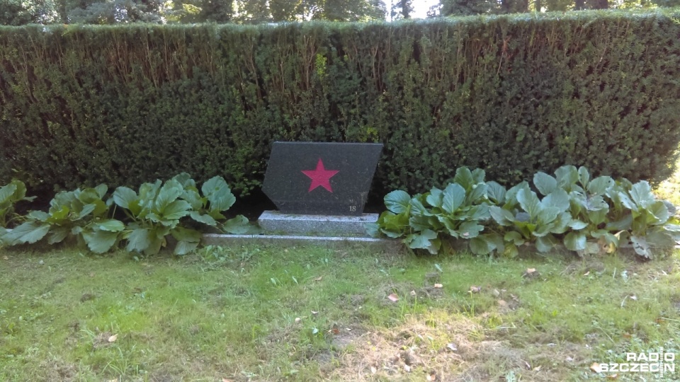 Cmentarz Żołnierzy Radzieckich w Chojnie. Fot. Alicja Szymańska [Radio Szczecin]